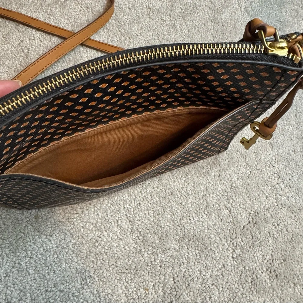 Fossil Emma Crossbody Adjustable Strap - Picture 5 of 8